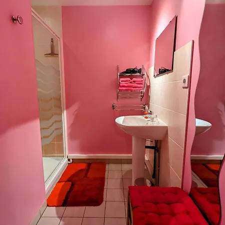 B&B Coquelicot Au Calme, Nature Et Authenticite Du 18eme Avec Petit Dejeuner Inclus - Fr-1-589-702 *