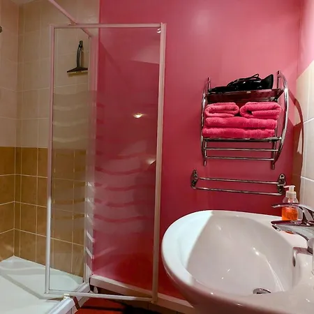 Bed & Breakfast Coquelicot Au Calme, Nature Et Authenticite Du 18eme Avec Petit Dejeuner Inclus 3*