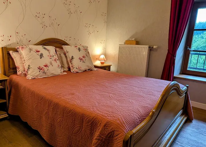 Coquelicot Au Calme, Nature Et Authenticite Du 18eme Avec Petit Dejeuner Inclus - Fr-1-589-702